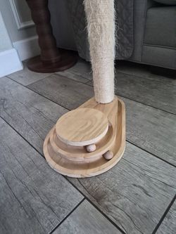 Wooden Cat Scratching Post with Ball Track Base