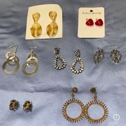 Brand new never used of 7 Pairs of Earrings $4 each must pick up
