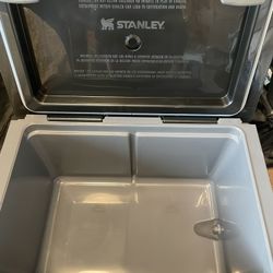 Stanley Cooler 