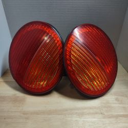 05 VW Beetle Turbo Tail Lights