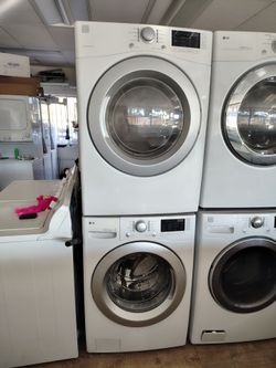 Kenmore auto sensing wash frond load washer gas dryer súper capacity In Excellent Working Condition