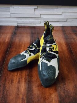 La Sportiva Solution Climbing Shoes Black Yellow EU 41.5 US 11