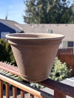 Resin Planter Pots