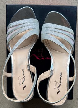 Touch of Nina Silver Glitter Strappy Sandals