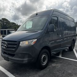 2019 MERCEDES-BENZ SPRINTER 2500 CREW 