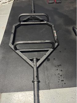 TITAN HEX Bar