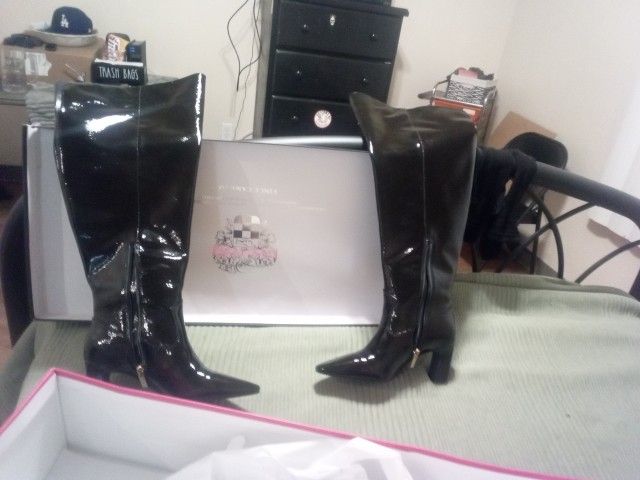 Vince Camuto Boots
