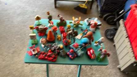 Mixed Lot of Small Toy Figures