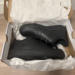 Black Air Forces (description)