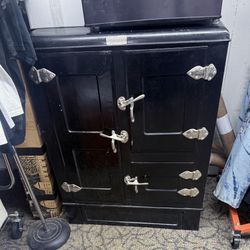 Vintage ATHERMOS Gurney Refrigerator Icebox Cabinet