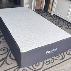 Cool Gel Twin XL Mattress