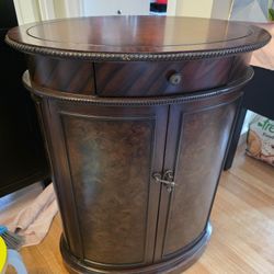 Round Accent Table Cabinet