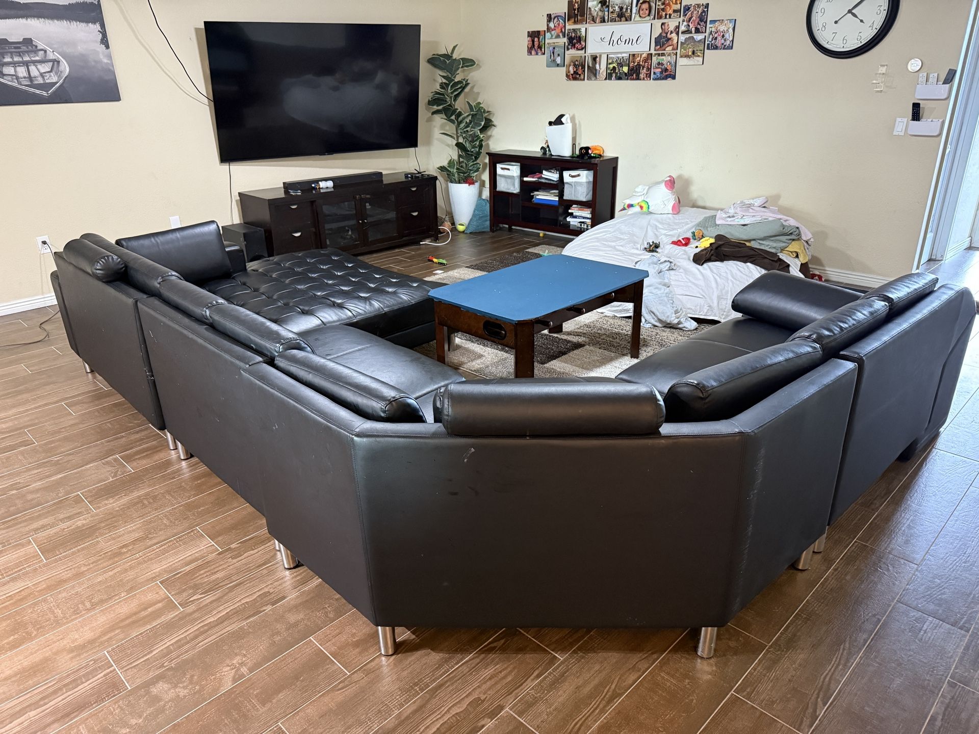 Black Sectional 