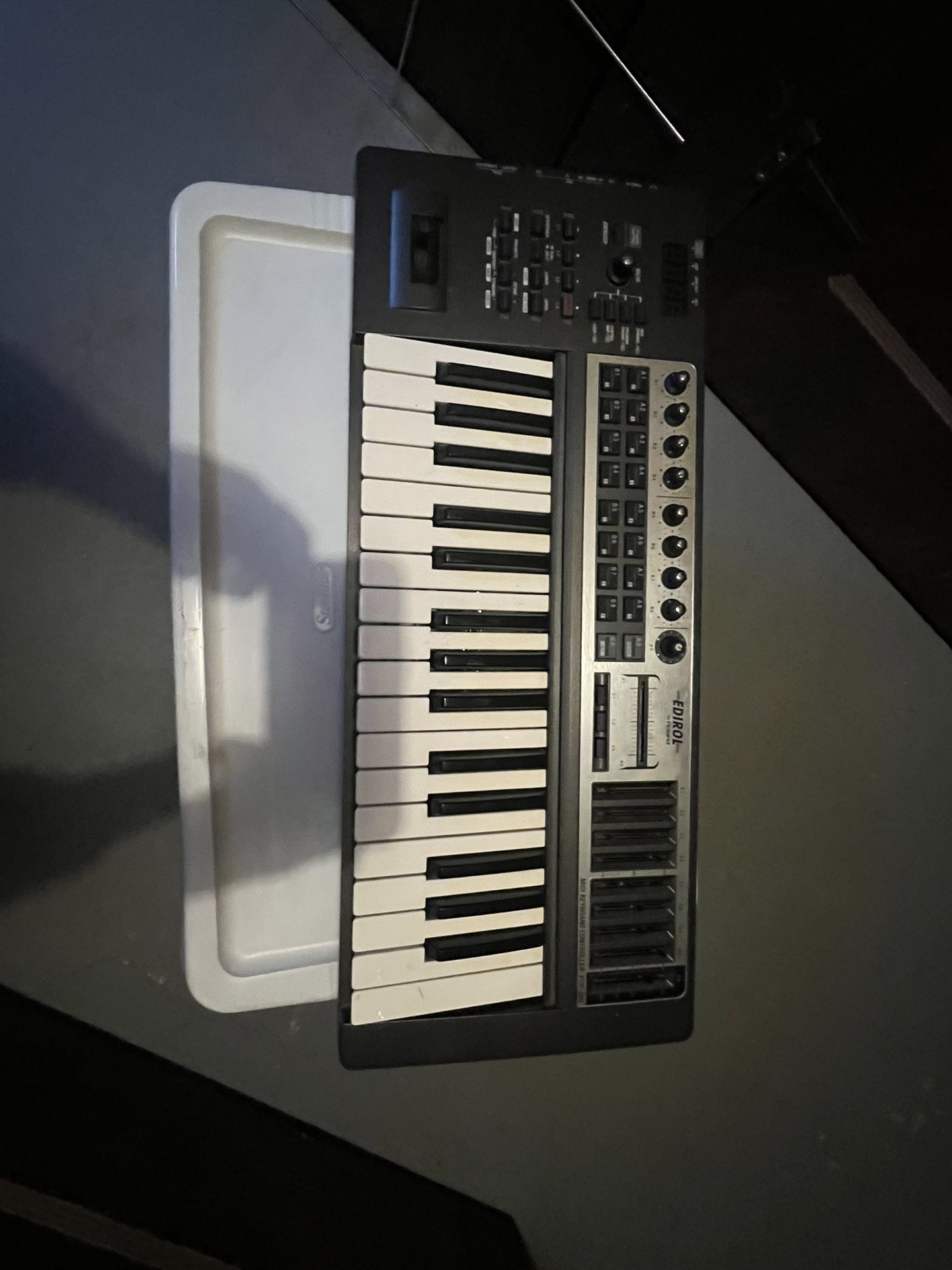 Edirol PCR-300 USB Midi Keyboard Controller