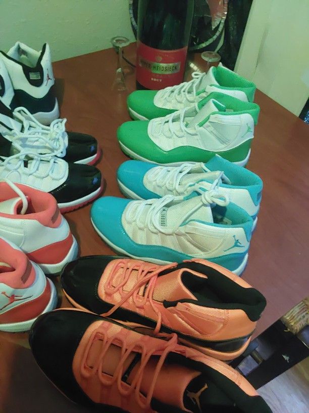 Jordan Retro 11.  Size 10.5 100 A Pair Brand New