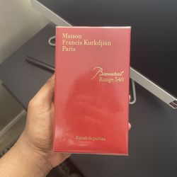 BACCARAT ROUGE 540 EXTRAIT DE PARFUM