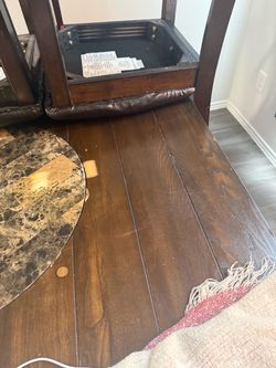 Dining room table and 4 chairs
