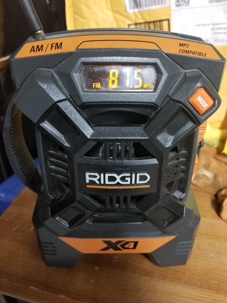 Rigid Jobsite Radio
