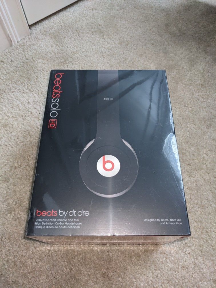 Beats Solo HD by Dr Dre [Brand New, Unopened]