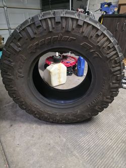 2 - 35 X 12.5 R 17 Nitto Trail Grappler M/T
