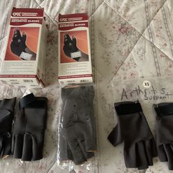 Arthritis Support Gloves- NEW.   Chino, Ca