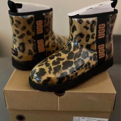 UGG Classic Mini Panther Boots Size 10