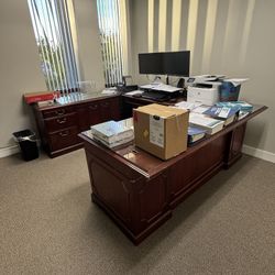 Office Desks