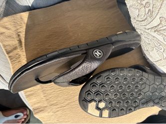 Men summer sandal size 8