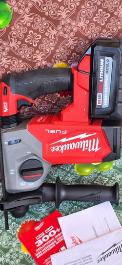 Milwaukee
M18 FUEL 18V Lithium-Ion Brushless Cordless 1 in. SDS-Plus Rotary Hammer (Tool-Only)