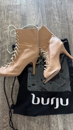 Burju Sofiya Nude size 7.5