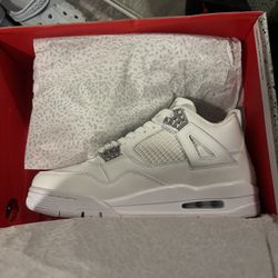Jordan 4