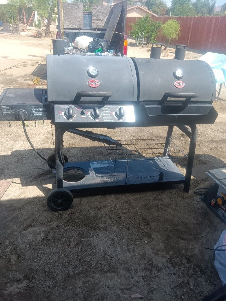 Se Vende Asador De Gas Icarvon