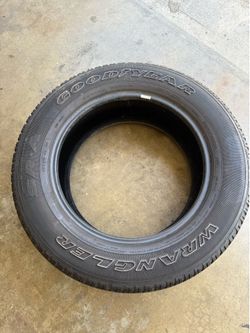 Goodyear tire 275/60/20