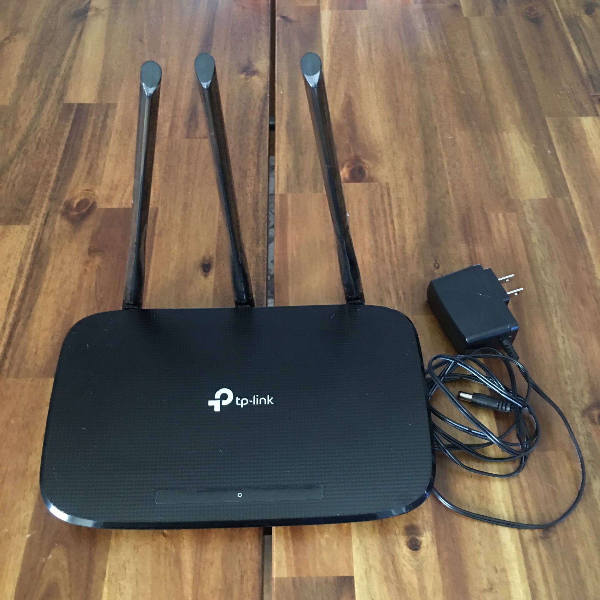 TP-Link N450 WiFi Router