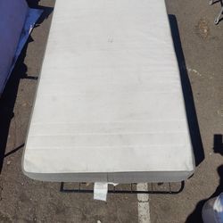 Twin Bed & Bed Frame 