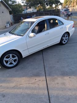Mercedes-Benz C(contact info removed)