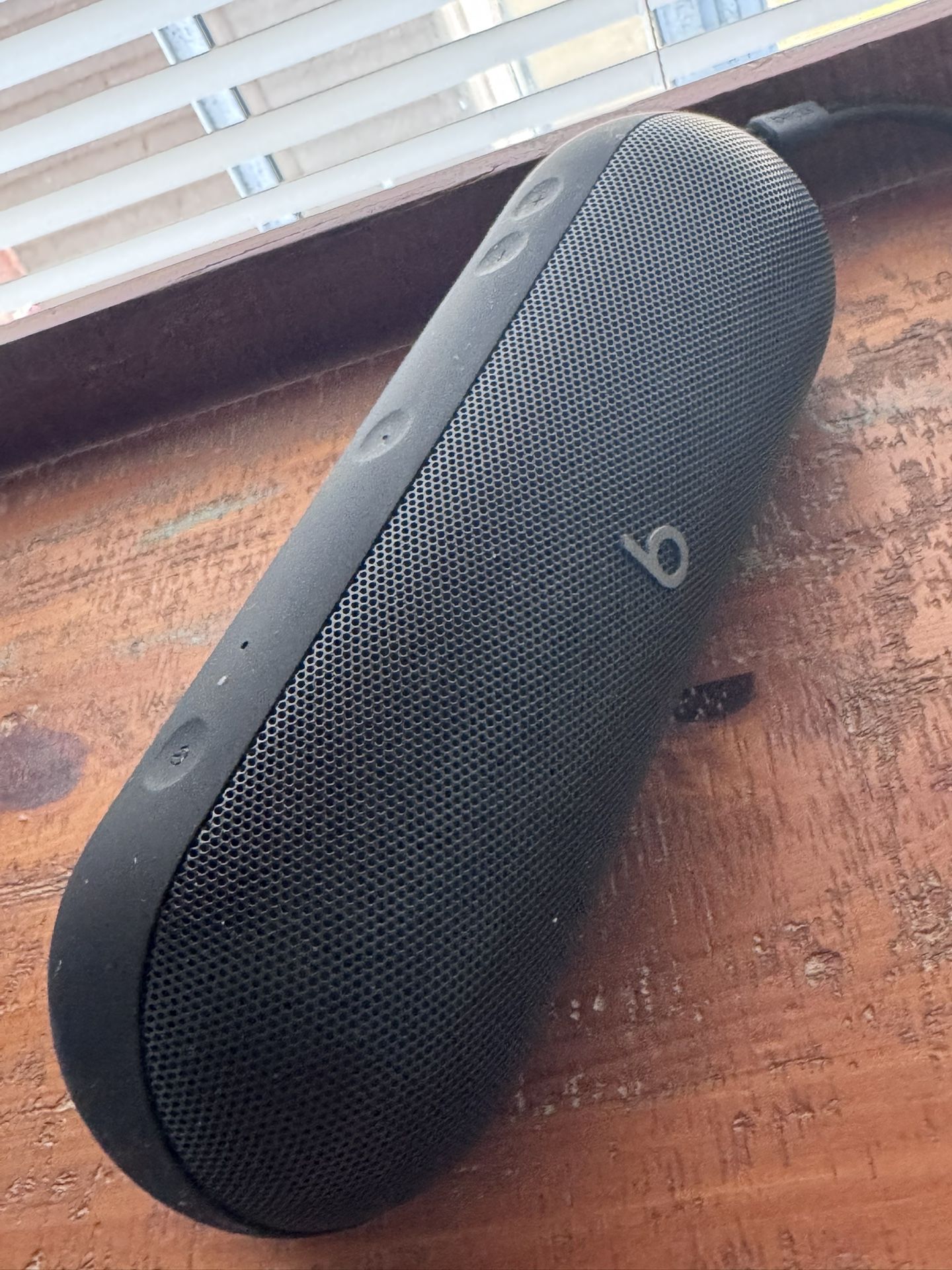 Beats Pill