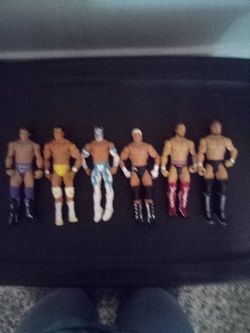 WRESTLING FIGURES