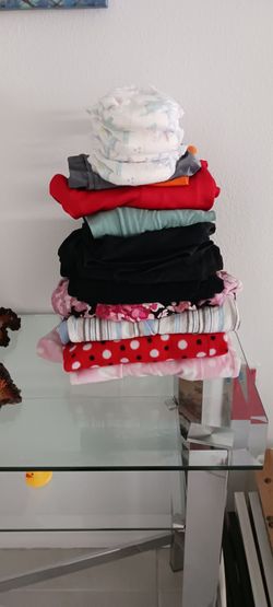 Bolsa de ropa variada de mujer y niños 12 piezas todas junta sin escoger