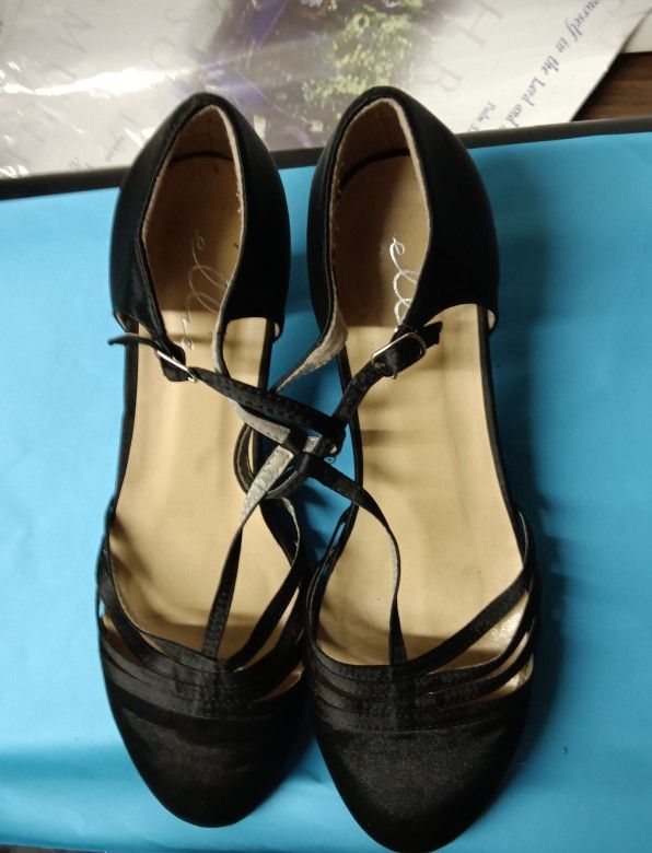 Elle Latin Influence Women's Dance Shoes