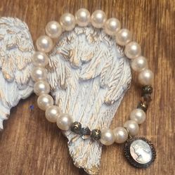 Vintage Cameo Bracelet 