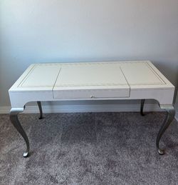 Vanity Desk