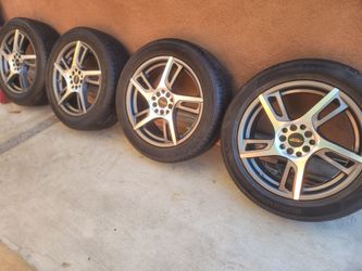 Wheel 17 5 Lugs Universal