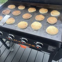 Blackstone Flat Top Grill 