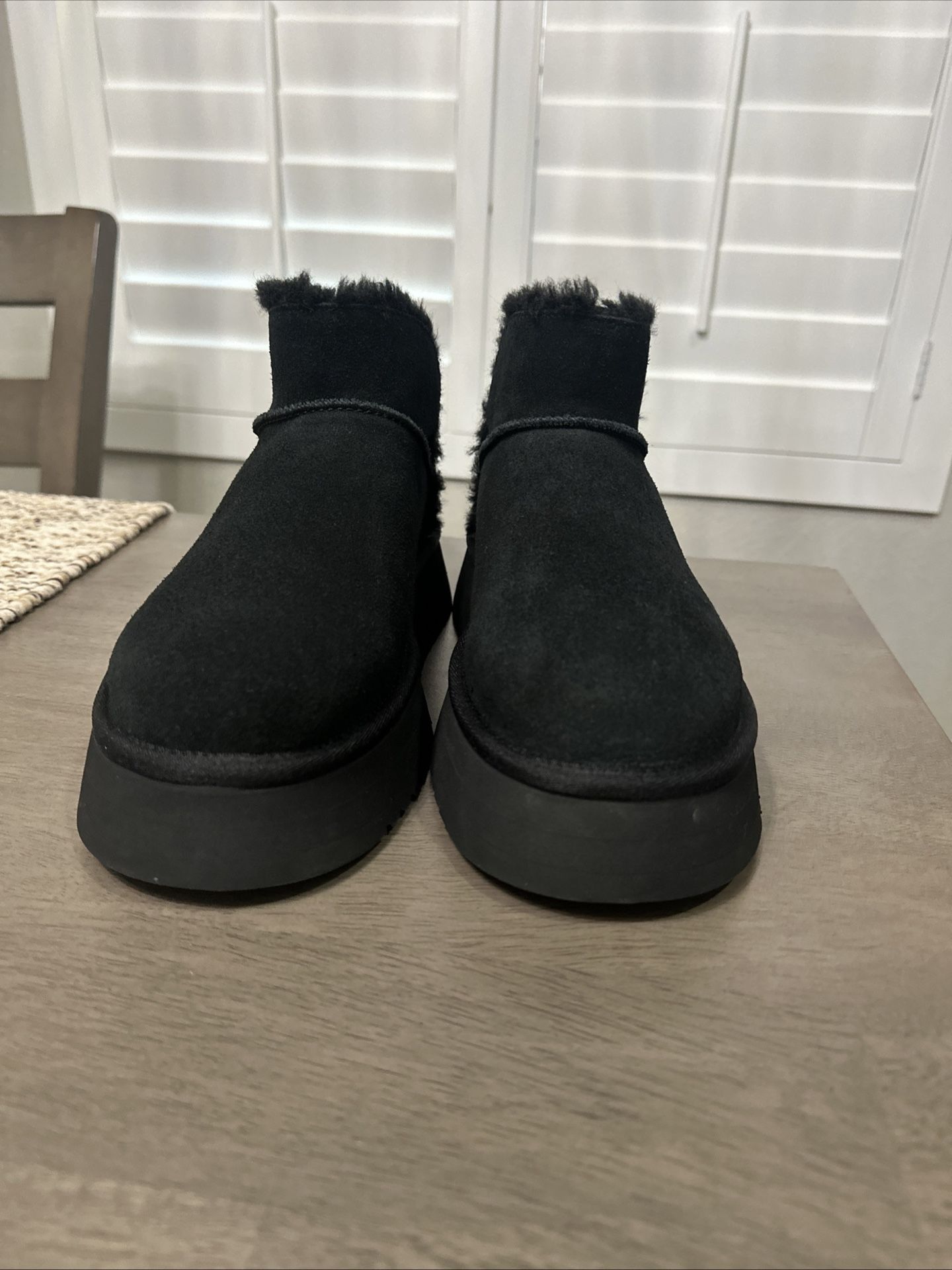 Women KoolaBurra By Ugg Ultra Mini Platform Fur Boot In Black