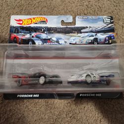 Hot Wheels Advan Porsche 962 2 Pack 