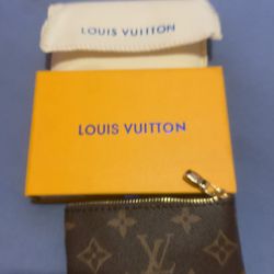 Louis Vuitton Wallet for Sale in Montclair, CA - OfferUp