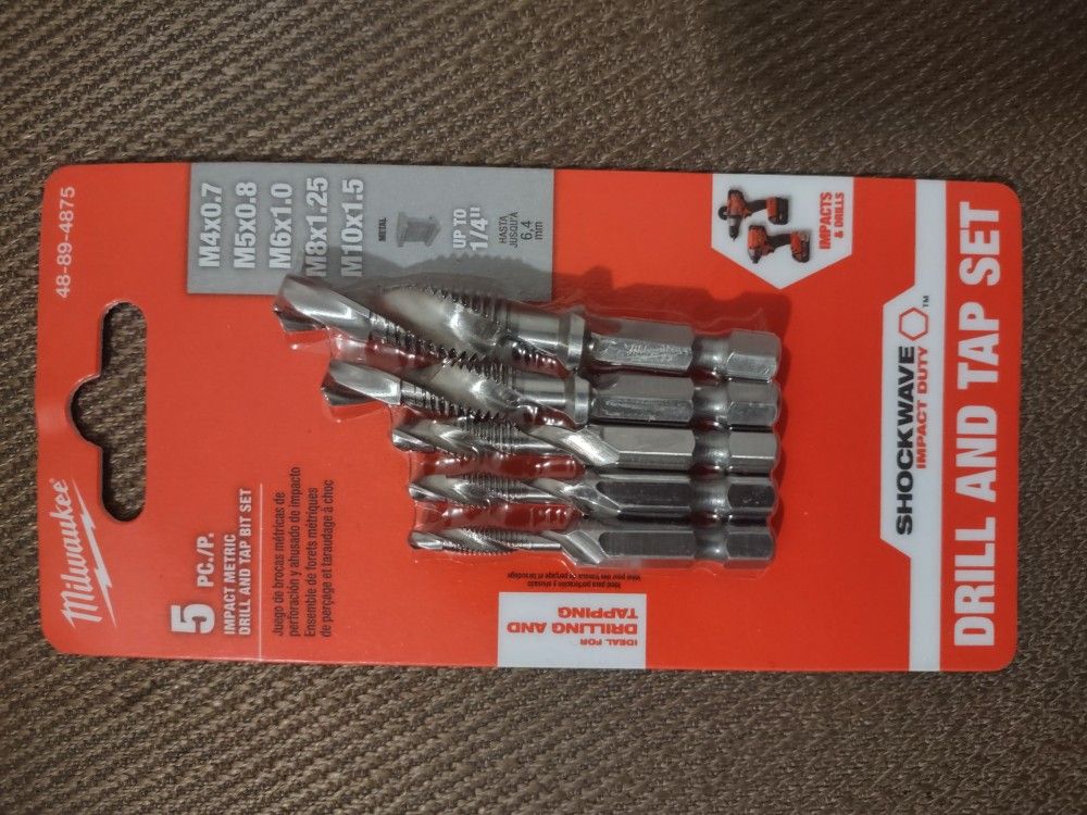 MILWAUKEE Drill & Tap Set