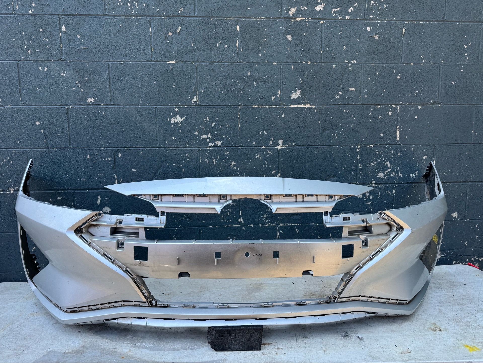 2019-2020 hyundai elantra front bumper