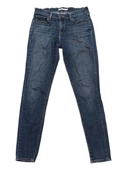 Levi’s size 28